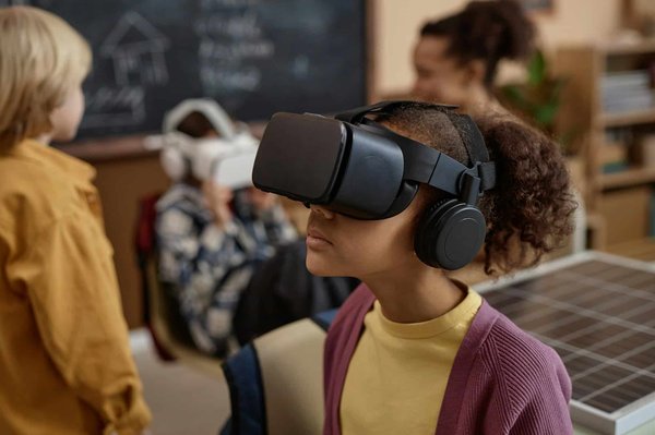 Wie implementiert man Gamification in die Mitarbeiterschulung für Kundenservice?